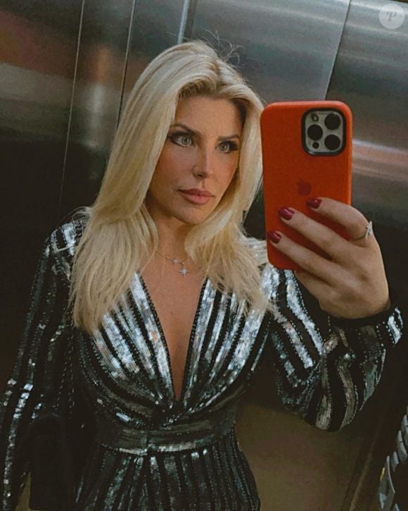 Porém, depois do reality show, Íris Stefanelli chocou a web ao surgir completamente diferente