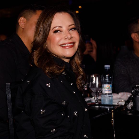 Noely, mãe de Sandy e Junior, contou para Renato Aragão que os filhos encerrariam a dupla musical