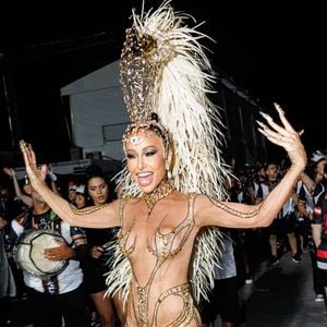 Sabrina Sato representou a Gaviões da Fiel no ensaio técnico realizado neste sábado (24) no Sambódromo do Anhembi, em São Paulo