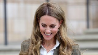 Após rumores de uso de peruca, Kate Middleton abre o jogo sobre visual loiro e dá explicação inusitada: ‘Costumava…’