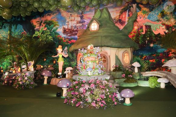 Decoração de festa da filha de Roberto Justus e Ana Paula Siebert é nova e personalizada