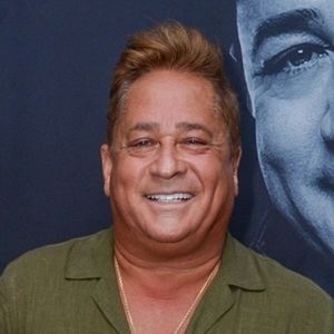 Leonardo faz procedimento para redução de papada e médico explica. 'Compromete o contorno facial'