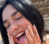 Para atualizar a manicure na primavera 2026, vale ficar de olho nas cores e nos acabamentos que prometem renovar o visual das unhas. Esmaltes luminosos, tons inspirados na natureza e releituras de clássicos, como a francesinha, mostram como pequenos detalhes podem transformar a produção e acompanhar as principais tendências de beleza da estação