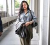 "Garotas da capa!!! A pequena Rocki arrasou na sua primeira capa! Chegou no set e calou a boca da mãe dela!!!!", escreveu Rihanna na legenda da publicação