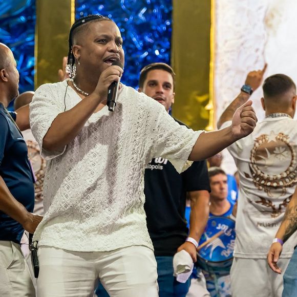 Ninno começou a frequentar a quadra da Beija-Flor por influência do pai