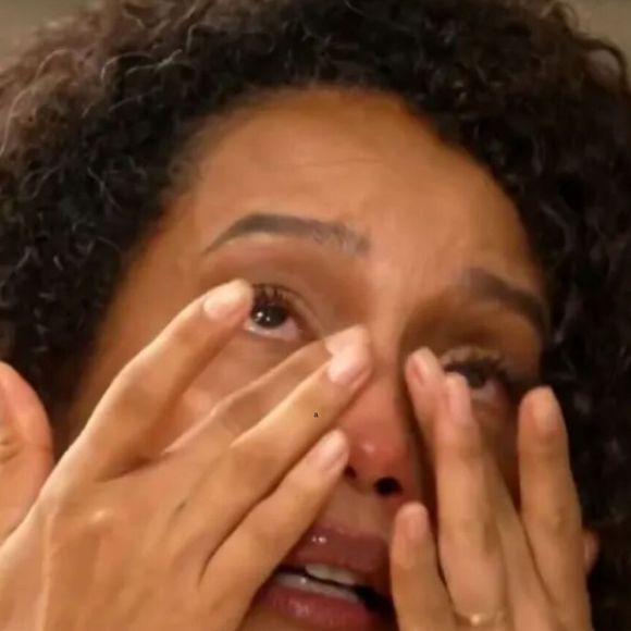 Taís Araujo gravou cena de parto para 'Terra Nostra', mas foi impedida de continuar na novela por ser jovem demais. Na época, a atriz tinha 21 anos