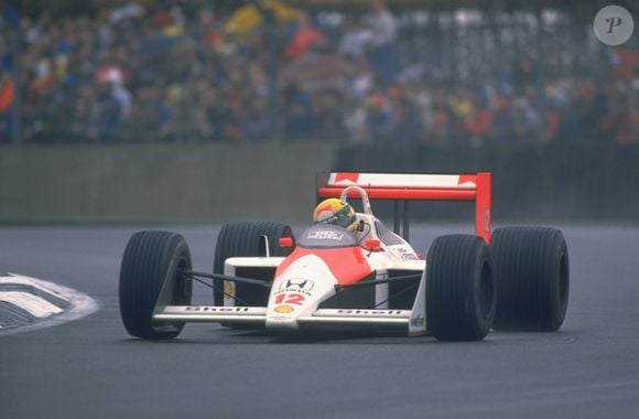 Ayrton Senna venceu três vezes o campeonato de Fórmula-1 e em todas correu pela McLaren