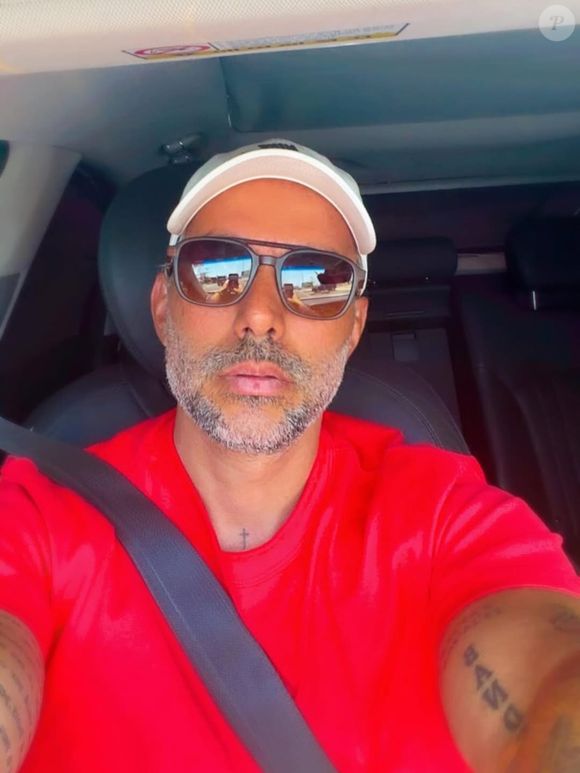 ‘O Mico Freitas teve um AVC em casa, de forma súbita. Começou com a fala enrolada e perda de coordenação do lado esquerdo’, iniciou Kelly Key