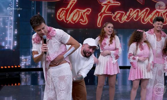 Rodrigo Faro não se negou a mostrar seu truque no 'Dança dos Famosos'
