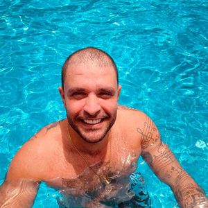 Com o namoro, Diogo Nogueira começou a mudar seus hábitos junto da atriz