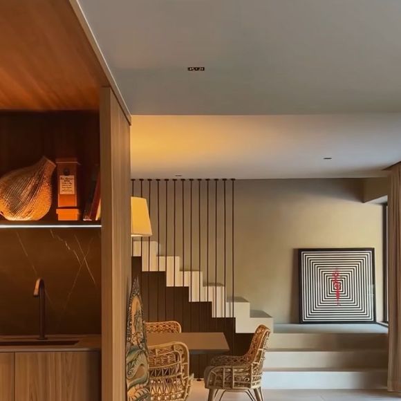 A casa que abrigou memórias, conquistas e rotina familiar agora marca o fechamento de um capítulo importante na história de Paolla Oliveira e Diogo Nogueira