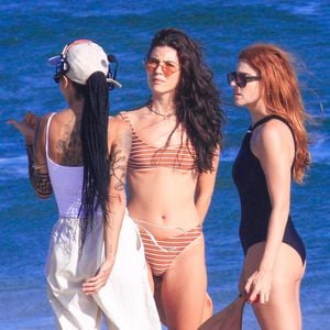 Clima de comédia romântica marca gravação de Três Graças com Alanis Guillen e Gabriela Medvedovski