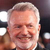 A tecnológica e inovadora terapia genética CAR-T: como a ciência fez Sam Neill, de 'Jurassic Park', ter vida totalmente livre do câncer até a morte aos 78 anos