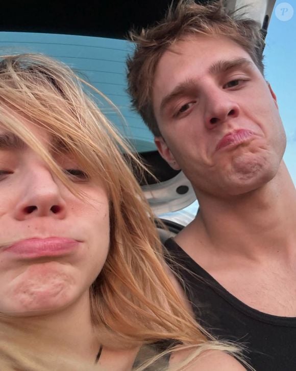 Casal em 'Olympo', Clara Galle e Nuno Gallego se apaixonaram nos bastidores da série da Netflix e agora moram juntos