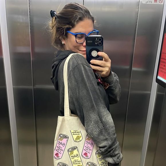 'O manejo envolve uma abordagem integrada: atividade física regular, alimentação equilibrada, boa higiene do sono e acompanhamento médico individualizado', explicou o especialista sobre as formas de aliviar os sintomas