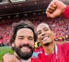 O que é a vermelhidão no rosto do goleiro do Brasil Alisson Becker? Rosácea afeta principalmente nariz, bochecha e queixo e pode levar a bolhas com pús