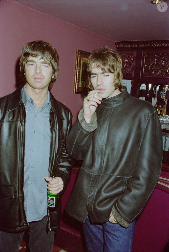 O autor de Wonderwall não escondeu a surpresa ao ver Jude Bellingham e outros jogadores da Inglaterra cantando o clássico do Oasis após uma vitória na Copa do Mundo de 2026