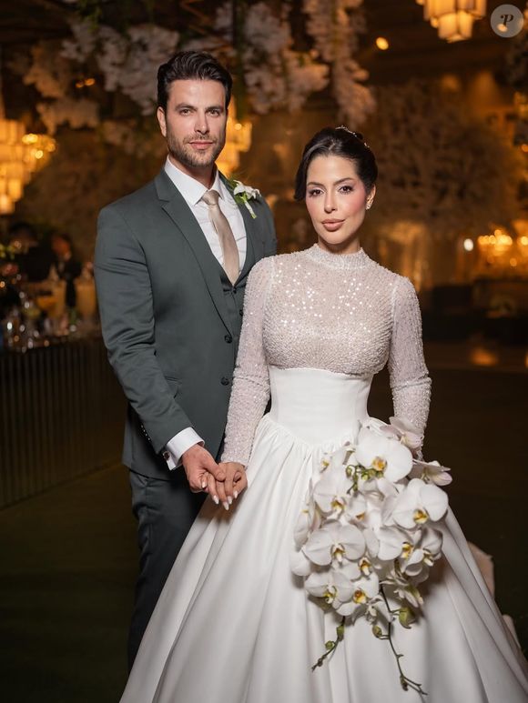 Laís Caldas se casou nesta quarta-feira (24) com Gustavo Marsengo, em uma cerimônia religiosa em São José do Rio Preto, no interior de São Paulo