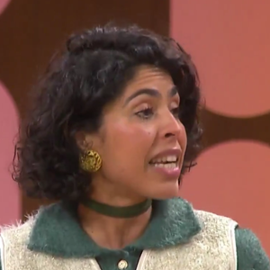 Irmã de Preta Gil, Bela Gil falou sobre a cantora no 'Saia Justa': 'Ela é sinômino de alegria. Quando a alegria se apagou nela, ela se foi. Ela viveu alegre até o último momento'.