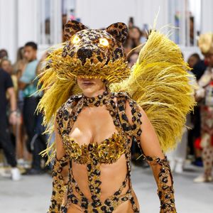 Carnaval 2025 terá Paolla Oliveira como rainha de bateria da Grande Rio novamente