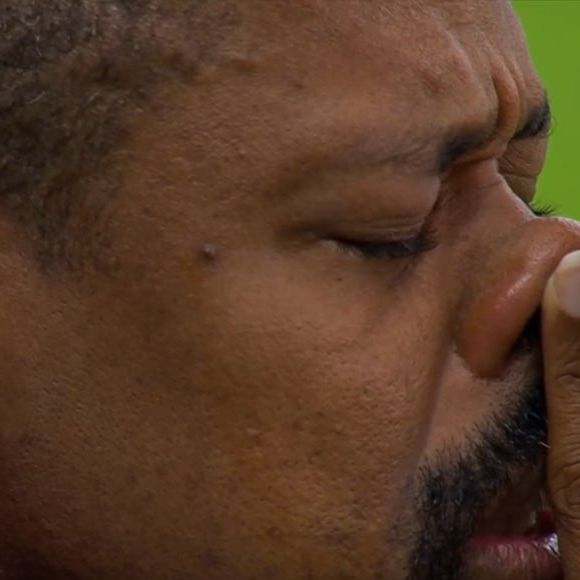 Leandro Boneco foi coadjuvante na berlinda e se emocionou ao continuar no 'BBB 26'