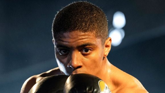 Nem policial, nem bandido: Marlon em 'Dona de Mim' anuncia mudança radical de profissão e deixa Leona assustada