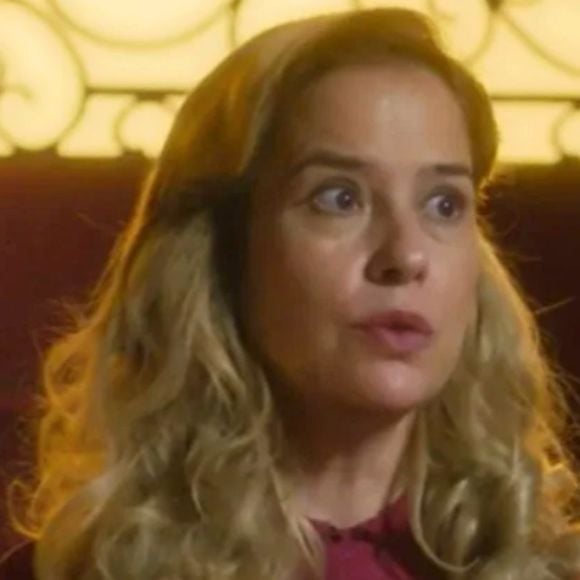 HOJE (16 de junho) em 'Garota do Momento': capítulo traz 'premonição' certeira de Lígia sobre terrível incêndio e emoção de Beatriz