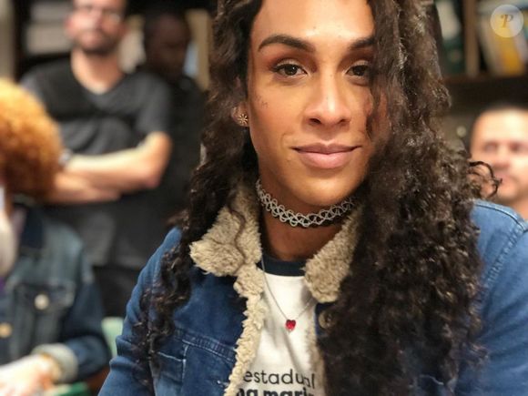 Linn da Quebrada está internada em clínica de reabilitação