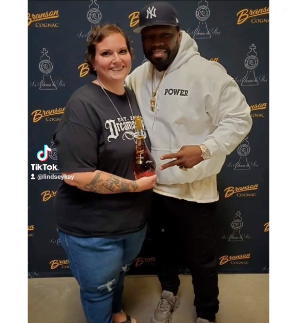 Lindsey Witte revelou nas redes sociais que deseja emagrecer ainda mais, cerca de 40 kg