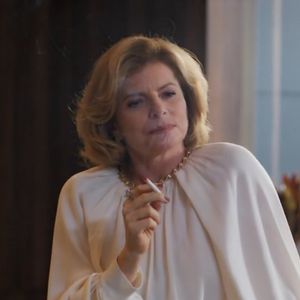 Odete Roitman (Debora Bloch) será assassinada no capítulo de 6 de outubro