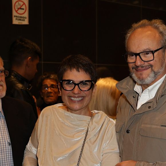 Sandra Annenberg levou o pai ao show de Roberto Carlos