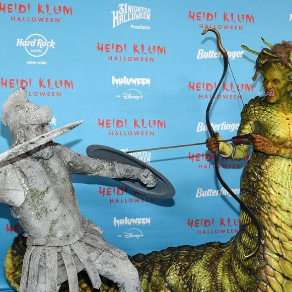 Heidi Klum e o marido Tom Kaulitz: 'Eu queria explorar os monstros clássicos da história e reimaginar um de uma maneira moderna', diz Klum a Vogue