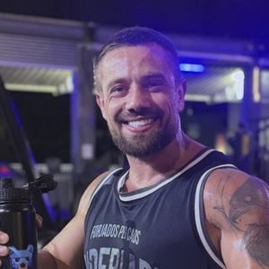 Rafael Cardoso revelou ter tomado a atitude pensando nos filhos e sua boa relação com eles