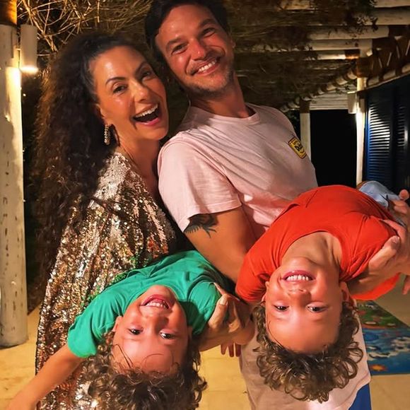 No aniversário, os filhos de Emilio Dantas e Fabiula Nascimento chamaram atenção pela alegria