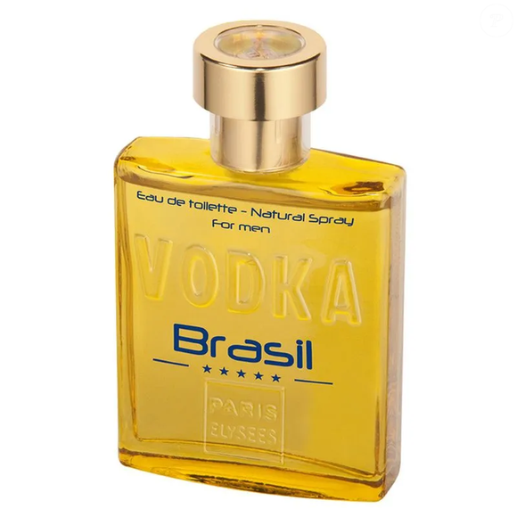 Vodka Brasil Yellow (Paris Elysees) - 100ml | R$ 85,90 - Outra opção para quem quer entrar no clima do torneio é este perfume que aposta em uma proposta fresca e sensual com uma fragrância apresenta moderna e vibrante que remete à força, às emoções e ao espírito competitivo de uma Copa do Mundo