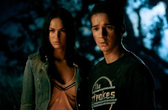 Arrecadou mais de US$ 5 bilhões em todo o mundo, com dois filmes ultrapassando a marca de US$ 1 bilhão.