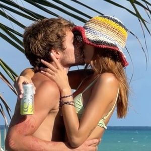 Sasha Meneghel e João Lucas também fizeram post mencionando a marca de bebidas no Instagram