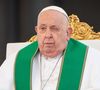 Apesar do quadro crítico, o Vaticano assegura que a insuficiência renal está sob controle.