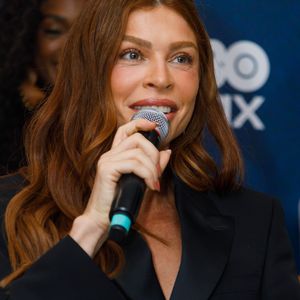 Grazi Massafera disse que é uma mulher subjugada pelos namorados no lançamento de 'Dona Beja', da HBO