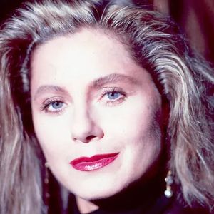 Globo cortou Vera Fischer da novela 'Pátria Minha' após seguidas faltas da atriz, que em novembro de 1994 havia quebrado braço durante briga com Felipe Camargo, então seu marido