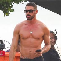 Cauã Reymond vai mesmo deixar 'Vale Tudo'? Após polêmicas com Bella Campos, ator faz post revelador sobre as filmagens