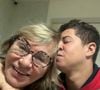 Ao falar sobre o relacionamento com Eva Michaelichen, mãe de Eliana, Noé rebateu as suspeitas de que estaria se aproveitando da situação. "É amor verdadeiro. Apesar de eu ter 24 anos e ela ter 87...", declarou o jovem durante o vídeo com Leo Dias