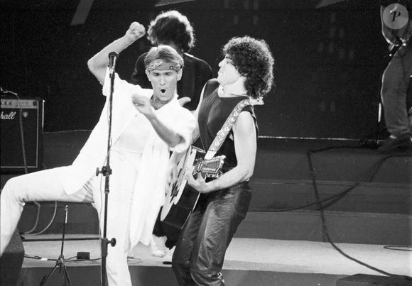 Cazuza explicou porque admitiu diagnóstico da Aids: 'Mostrar aos outros que com a Aids pode-se continuar vivendo, trabalhando, produzindo em pareceu o caminho mais certo. Agora me sinto mais aliviado'