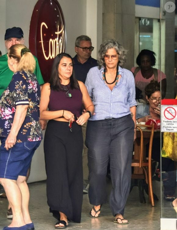 Lúcia Veríssimo se declarou para a esposa em francês, dizendo que ela é sua "pequena alegria de viver"