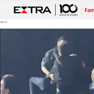 Sandy e Pedro Andrade aparecem em clima de romance durante a apresentação da dupla sertaneja em Lisboa neste sábado (25). Flagra foi divulgado pelo jornal Extra