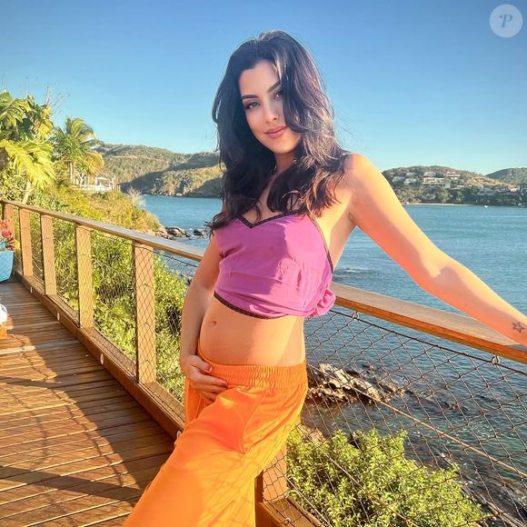 Tula Tavares disse que foi "cruelmente traída durante o período mais abençoado de uma mulher"