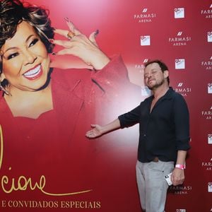 Matheus Nachtergaele: outro ator da novela 'Vale Tudo' em show de Alcione