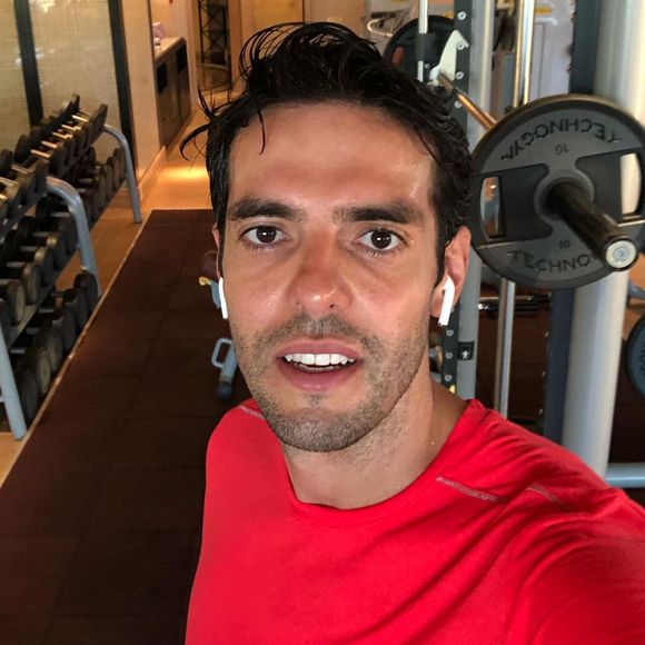 Na época da controvérsia, Kaká defendia o Milan e era considerado um dos maiores jogadores do planeta