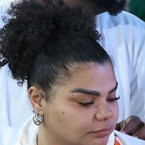 Flora Gil comentou no velorio de Arlindo Cruz o medo que o pai tinha da morte
