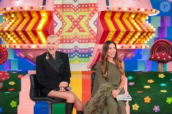 Xuxa Meneghel e Patrícia Abravanel juntas no 'Programa Silvio Santos'